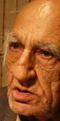 Mohammad Ebrahim Bastani Parizi, Iranian historian and author., dies at age 89